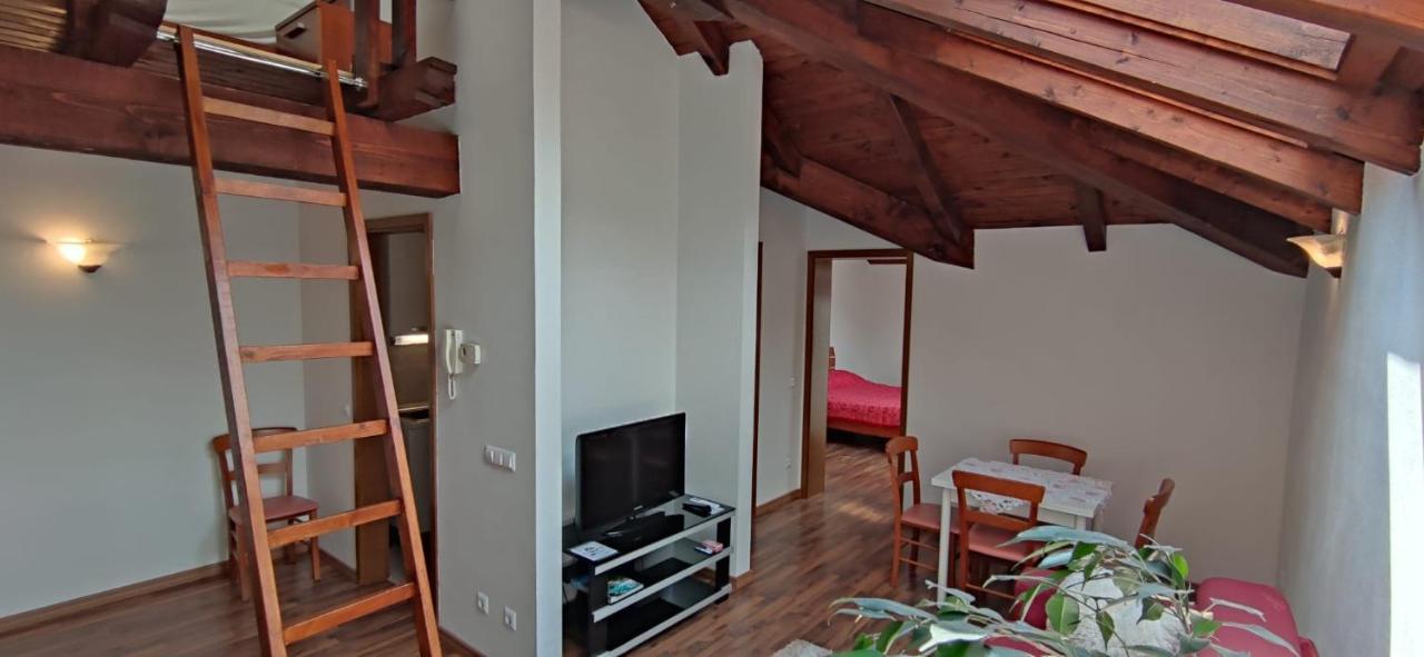 Apartments Vila בובק מראה חיצוני תמונה